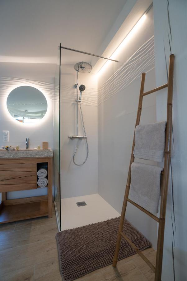 Lovina Chambre De Charme Avec Jaccuzi Velaux Εξωτερικό φωτογραφία