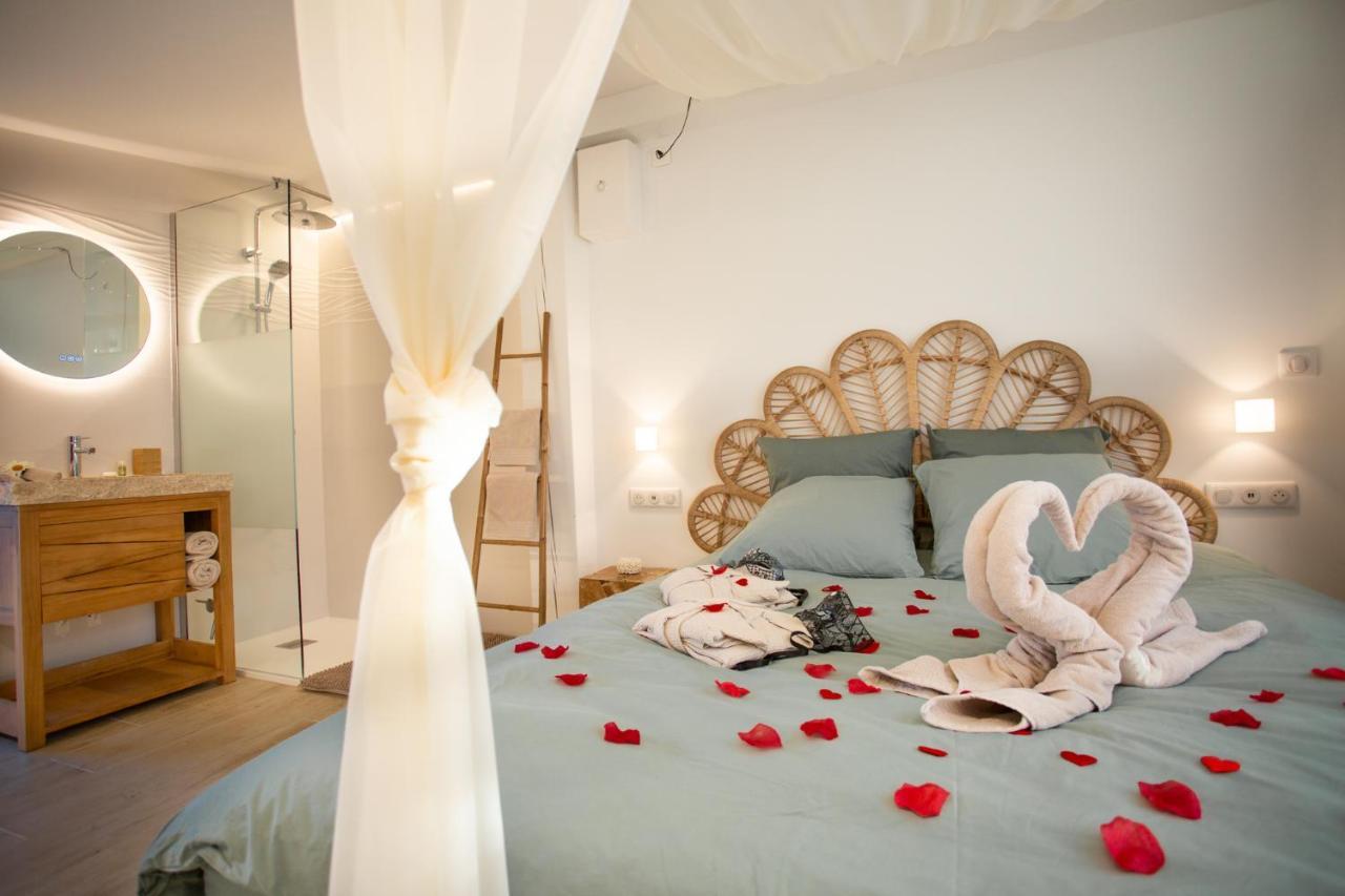 Lovina Chambre De Charme Avec Jaccuzi Velaux Εξωτερικό φωτογραφία